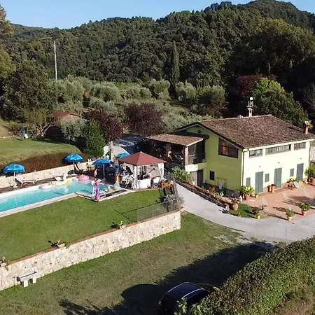 Di Anna & Marco - Con Piscina شقة *